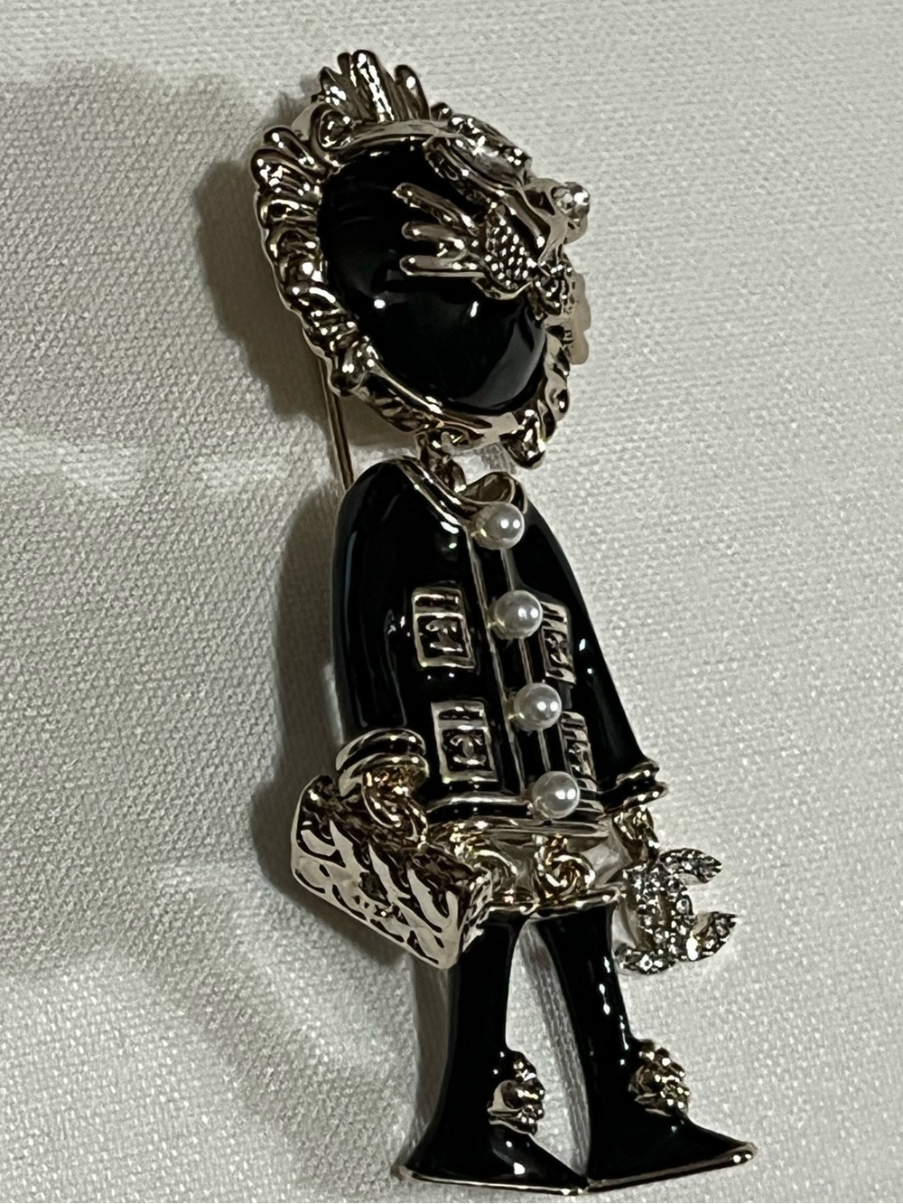 🦁Chanel Lion Coco🦁 Suit Mane Boots 👢Moveable Brooch Pin 🧷 - Picture 2 of 7